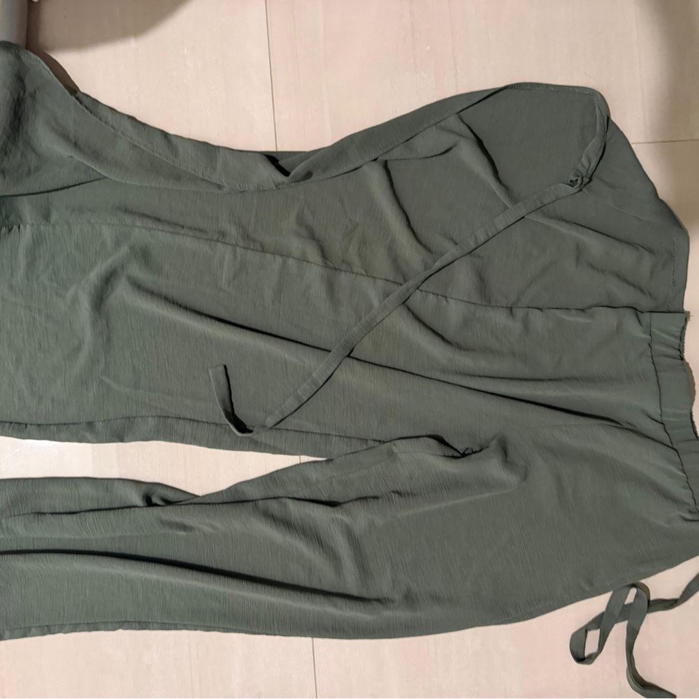 Zara Khaki Green Apparel